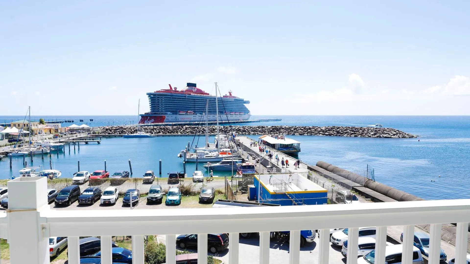 Kings Pavilion Suites Hotel Basseterre 3*,